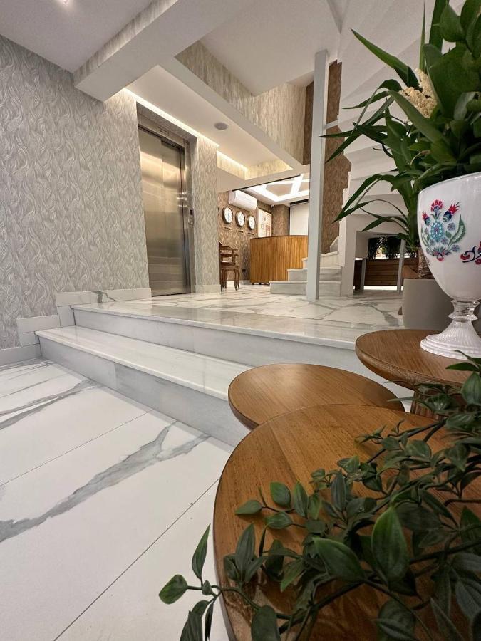 Rexee Hotel Istanbul Bagian luar foto