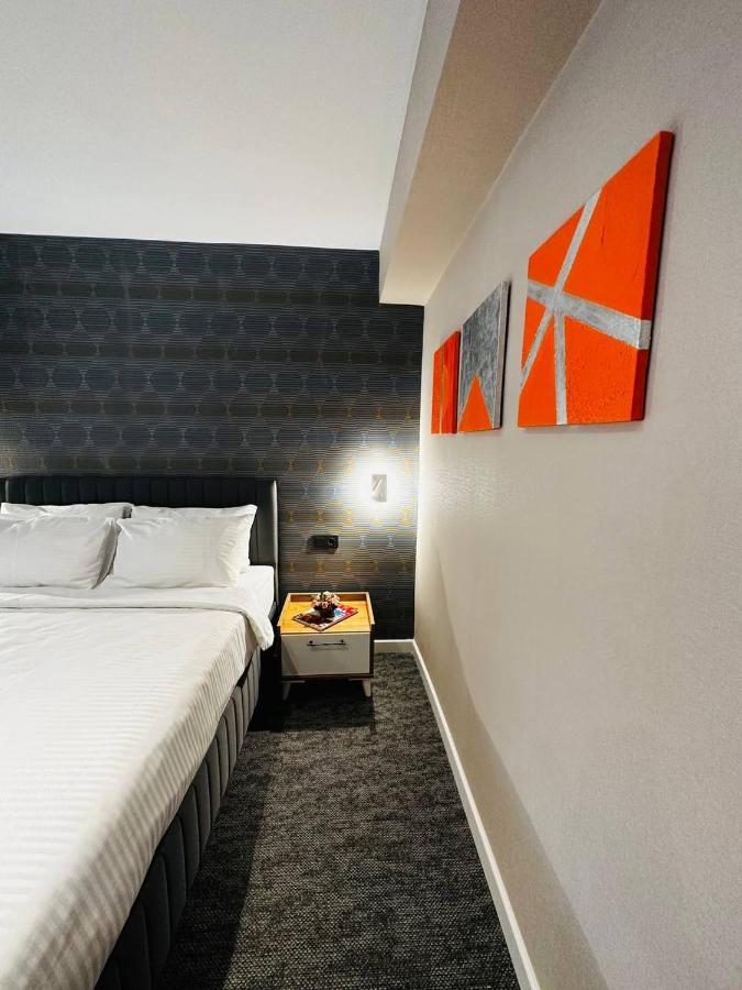 Rexee Hotel Istanbul Bagian luar foto