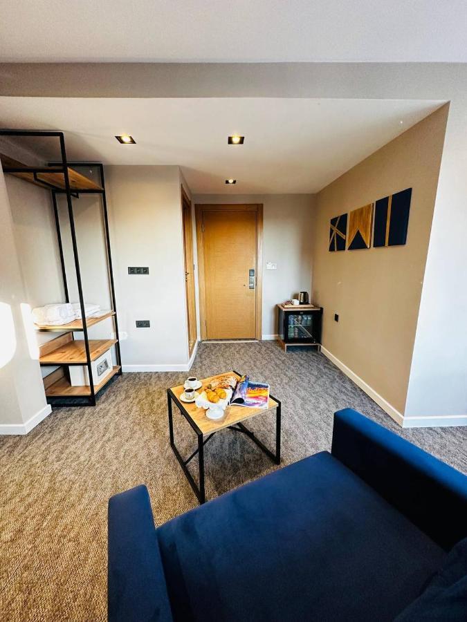 Rexee Hotel Istanbul Bagian luar foto